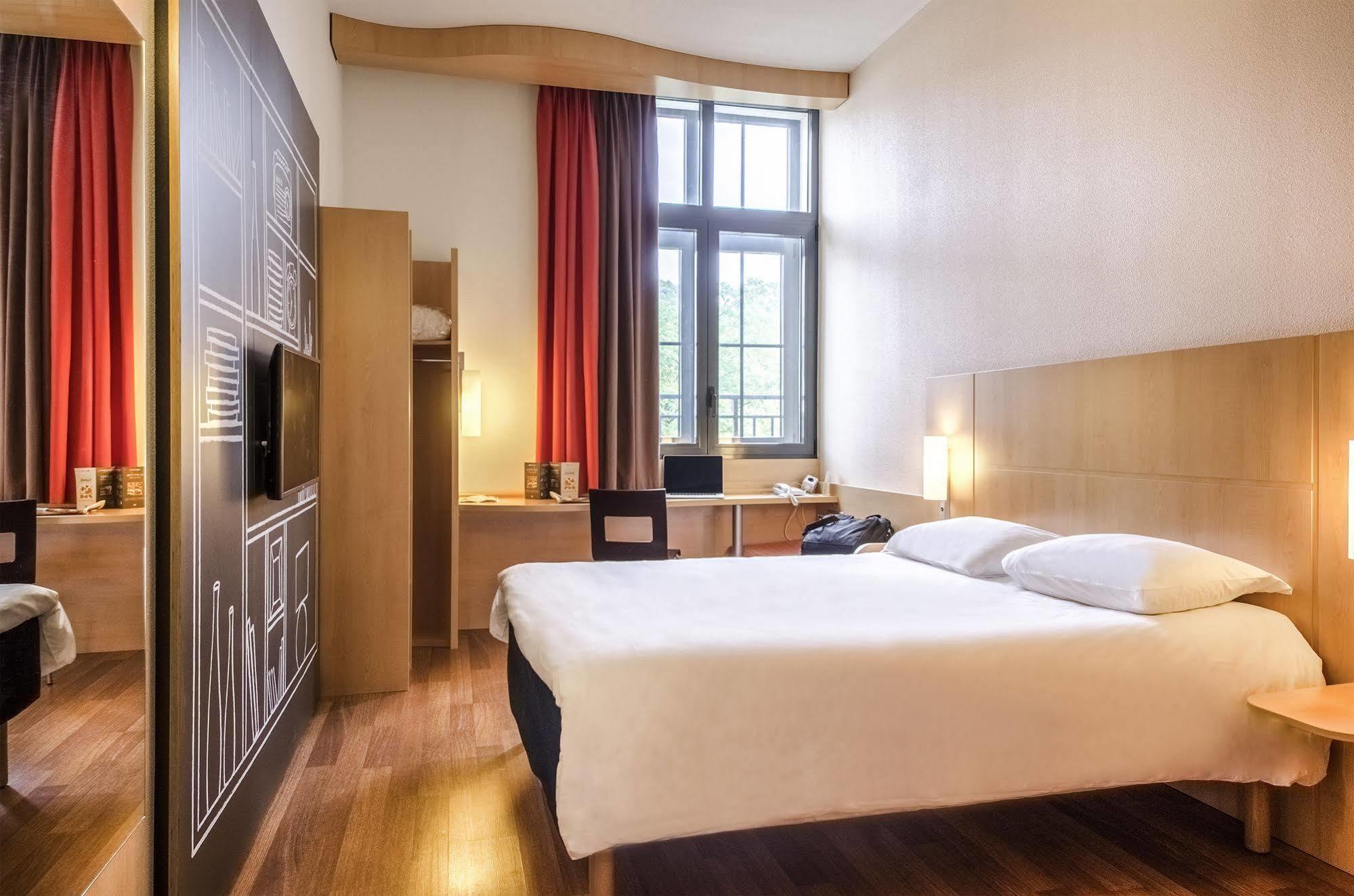 Ibis Sarlat Centre Hotel Exterior foto